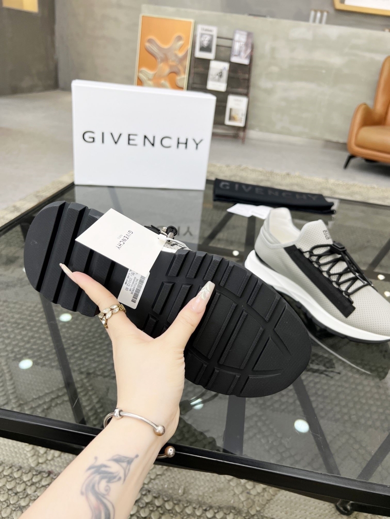 Givenchy Sneakers